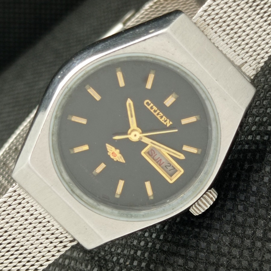 Vintage 1982 Citizen Automatic Womans Silver Watch WDaydate  Gold Accents